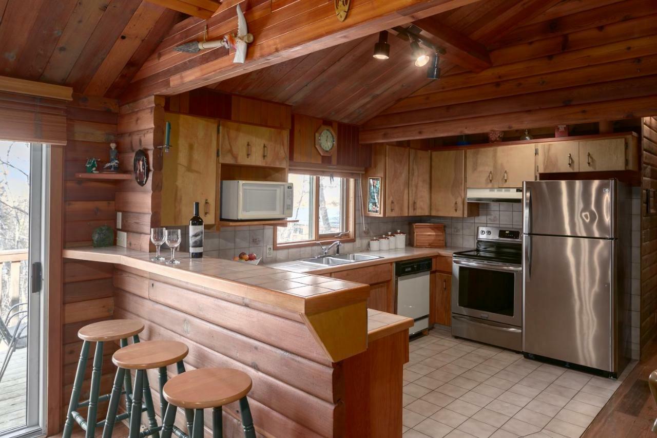 Creekside Cabin แฟร์มอนต์ฮอตสปริงส์ ภายนอก รูปภาพ